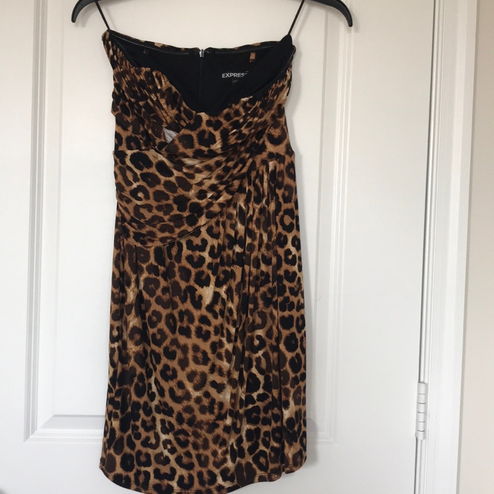Short dress